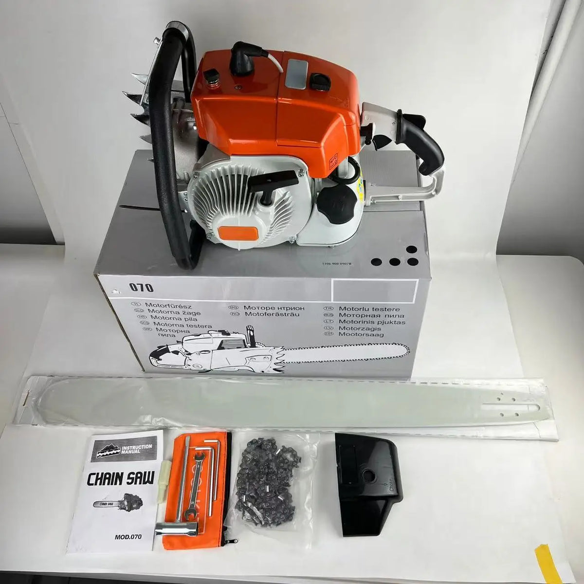 for MS070 Chainsaw 105cc 4.8kW High Power 2 Stroke Petrol Saw Cutter 404 Pitch Garden Tool Replacement Parts for Stihl MS 070