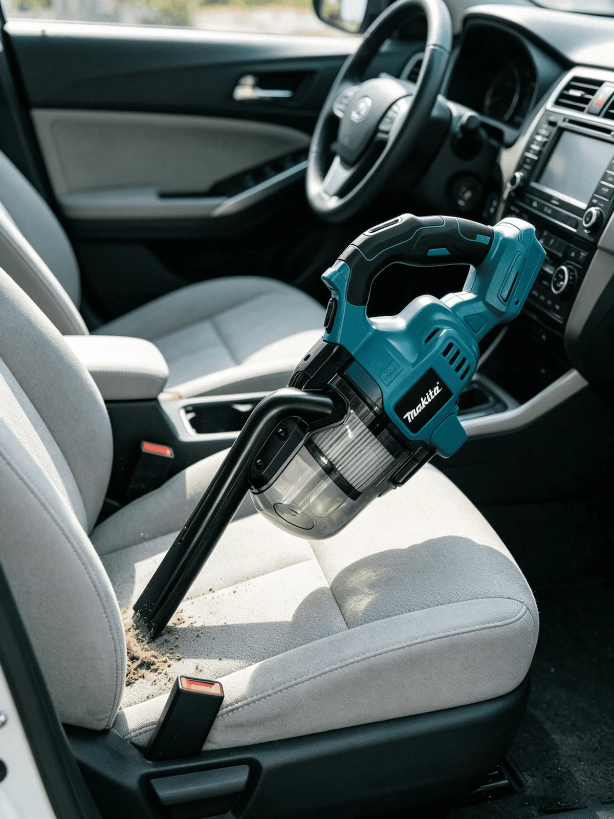 Makita Handheld Cordless Vacuum Cleaner Lightweight Tool With Built-in LED Lamp Compatible With 18V Lithium Battery