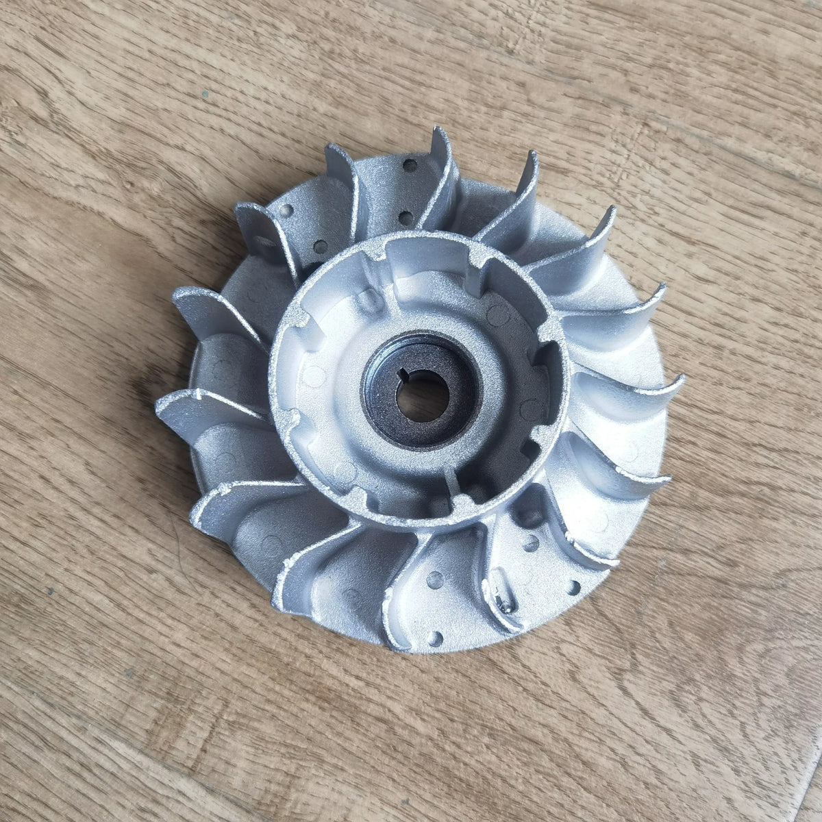 KUMEKA MS661 Flywheel Fits For Stihl MS661 MS661C Chainsaw Replace 1144 400 1200