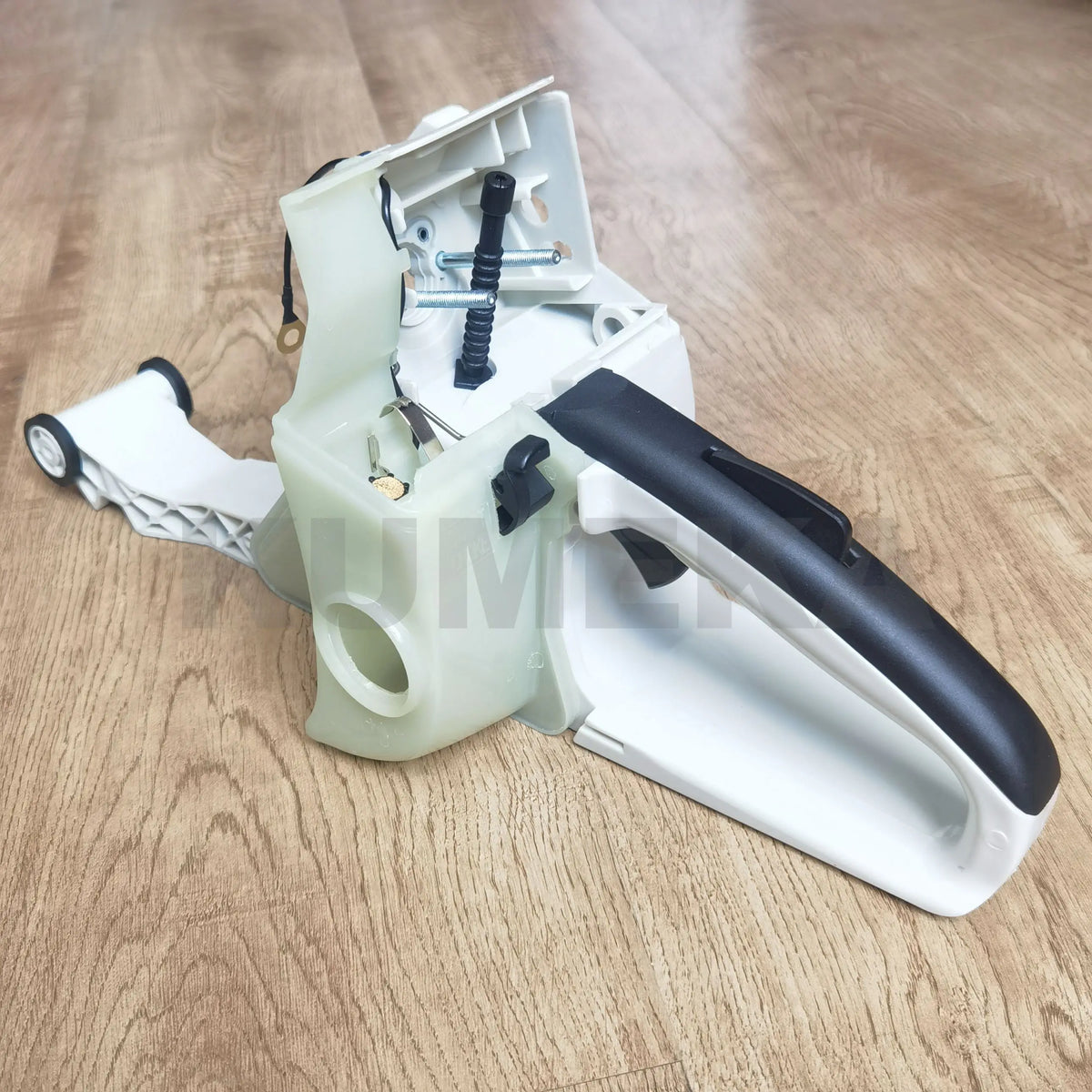 MS380 Fuel Tank Rear Handle Fits Stihl 038 MS380 Replace 1119 350 0852 Chainsaw Accessories