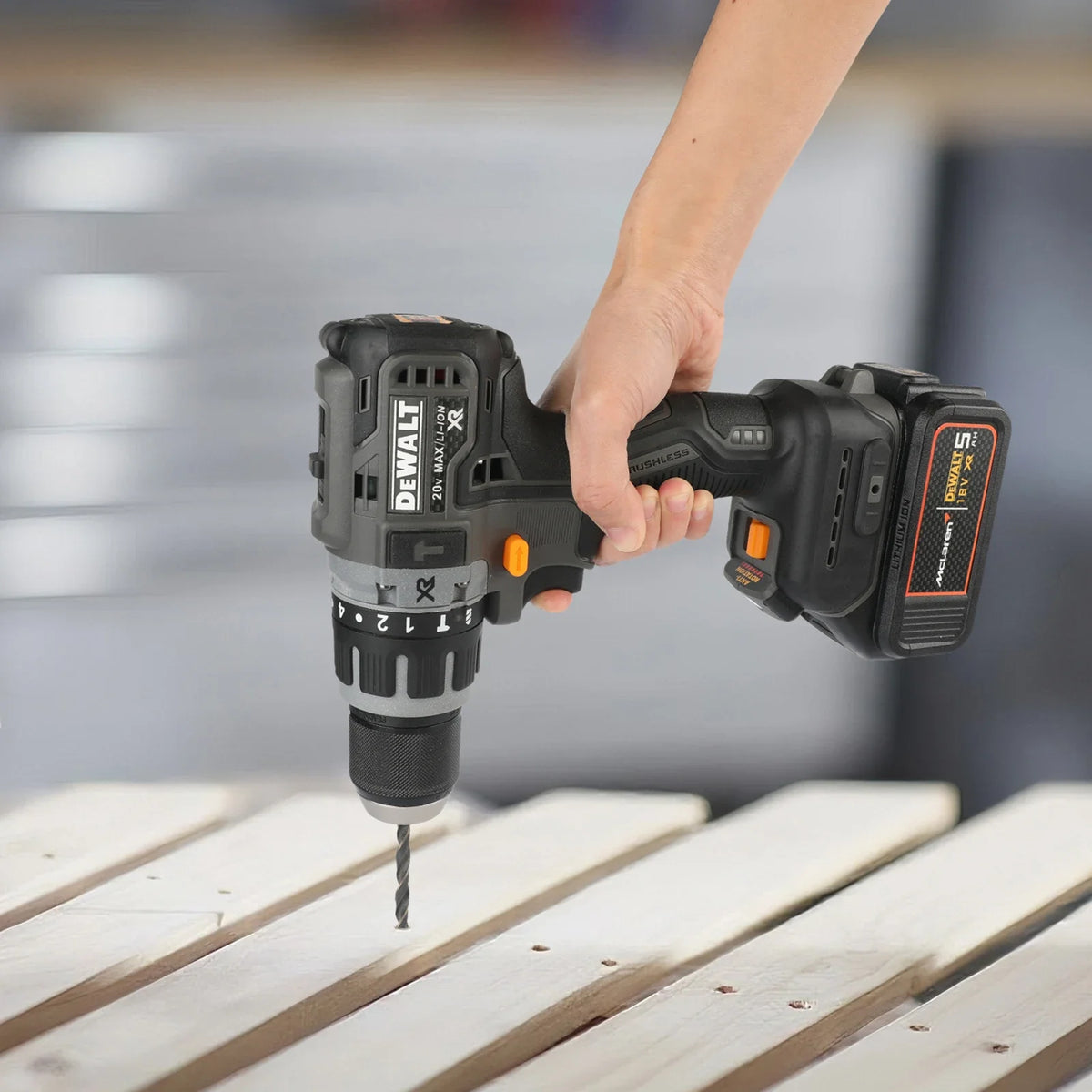 DeWALT DCD85M 20V Max Brushless Hammer Drill,90Nm Torque,0~2000RPM No-load Speed,0-34000BPM,Portable Drilling Tool