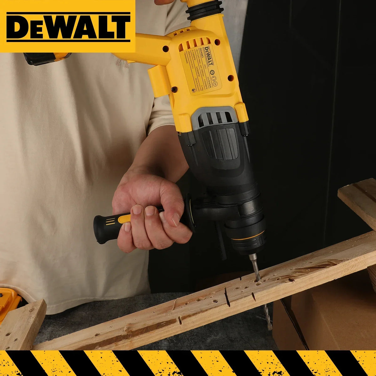 DEWALT DCH263B Cordless Rotary Hammer 3-Mode Drill Hammer Chisel 28mm Concrete SHOCKS D-Handle Tool Only