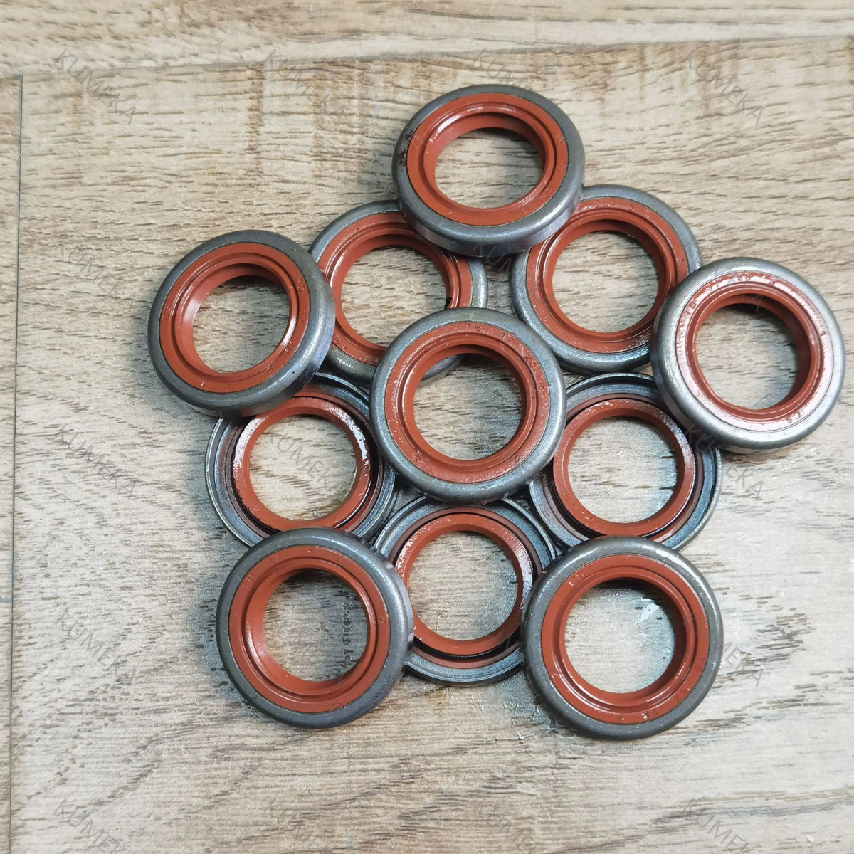 288 Oil Seal For Husqvarna 181 2100 281 298 3120 385 390 394 395 K950 K960 K970 K1250 K1260 Jonsered 2094 2095 CS2186 CS2188